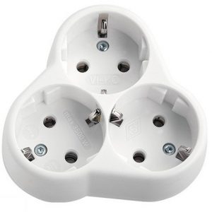 Розетка 3-я с заземлением Viko Carmen Белая