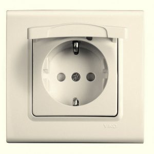 Розетка с заземлением с крышкой VIKO Linnera Крем